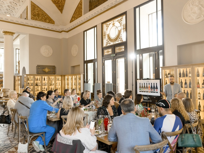 Презентация нового винтажа: ISSI SPIRITS представила вина Kaffa & The Legend of Crimea