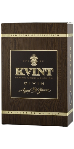 Коньяк Квинт Дивин 8 лет в п/у