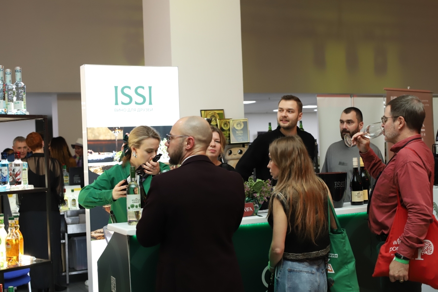 ISSI Spirits на Алкосаммите и «Кубке Экспертов — 2025»: 9 престижных наград 